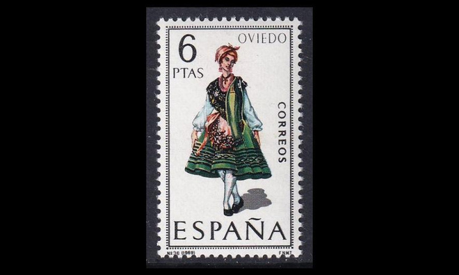 Espanja 1843 ** Kansanpukuja Oviedo (1969)