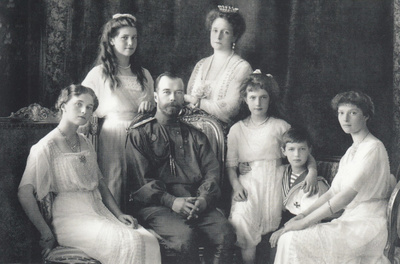 Keisari Nikolai II ja perhe, Venäjä 1913