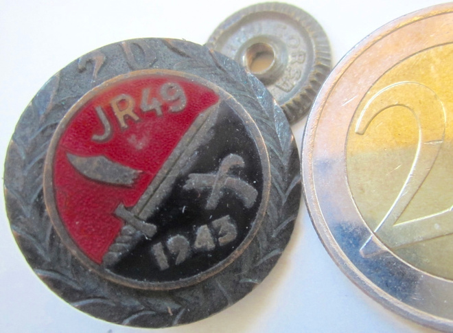 VANHA Ruuvimerkki Rähinäremmimerkki 2. Div. JR49