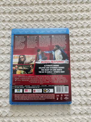 Love hurts collector's edition.
