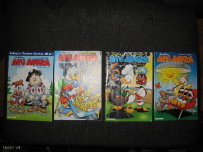 Disney *Aku Ankka paketti 4 kpl v.2013 lukulehdiksi