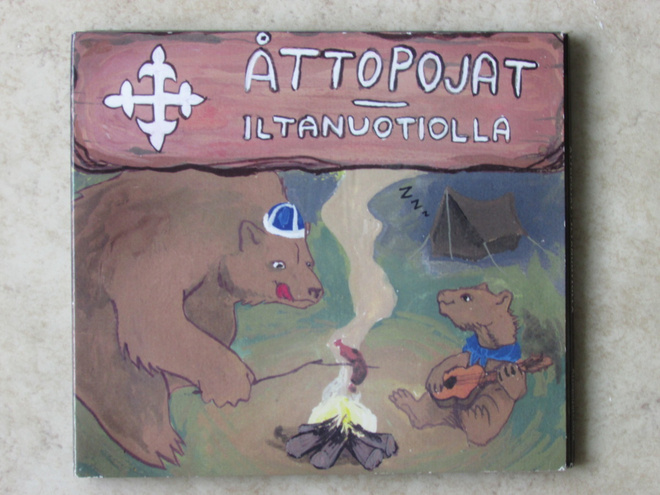 Åttopojat Iltanuotiolla, CD.