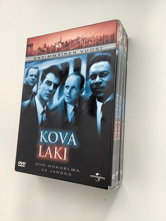 KOVA LAKI - ENSIMMÄINEN VUOSI