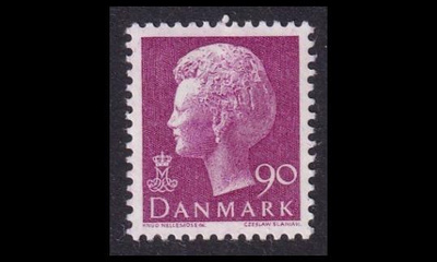 Tanska 560 ** Margrethe 90 öre violetti (1974)