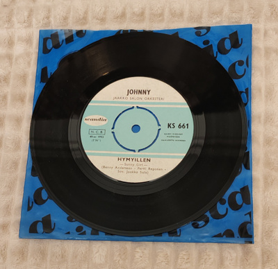 Johnny Hymyillen Iltapäivää 7"Single