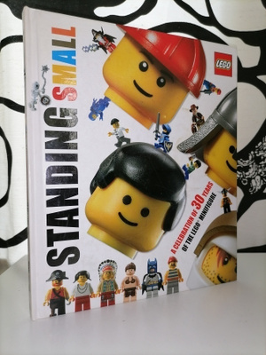 Lego - Standing Small - 30 Years of the Lego Minifigure