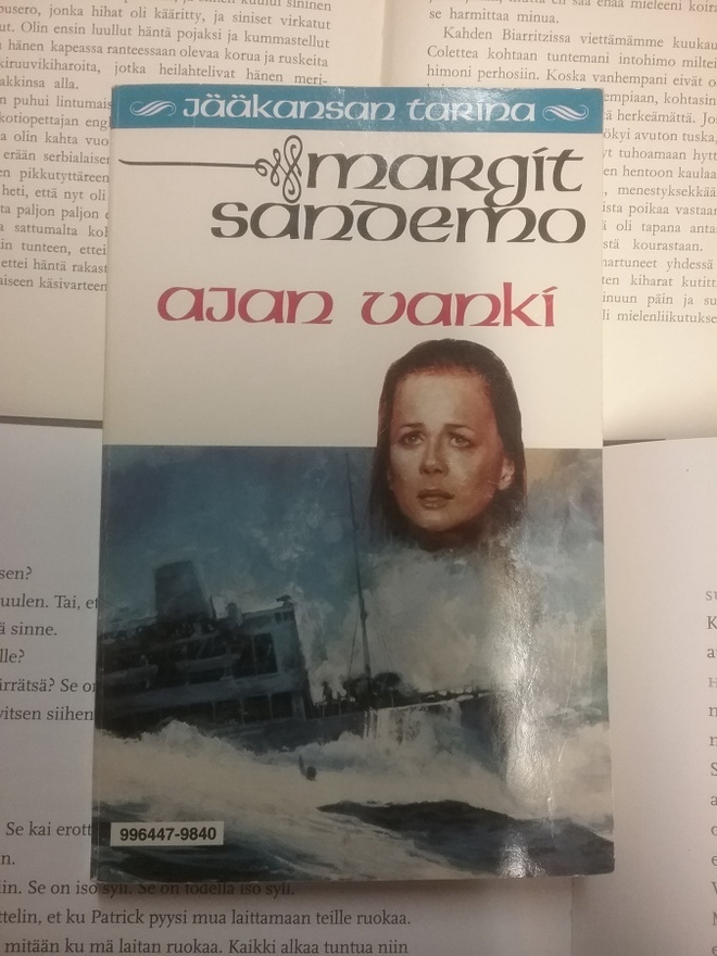 Margit Sandemo - Ajan vanki (pokkari)
