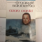 Margit Sandemo - Ajan vanki (pokkari) - pikkukuva 1