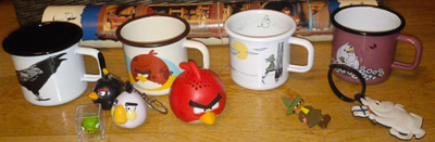 Muurla AngryBirds- / Muumi -Emalimukit, Rintaneulat, Ym.Ym.