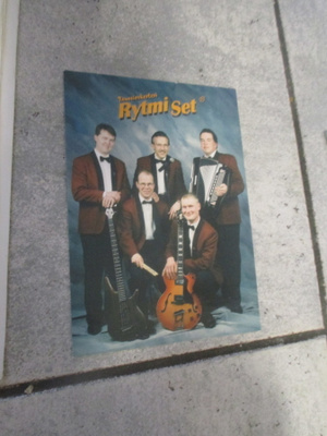 POSTIKORTTI RYTMISET !