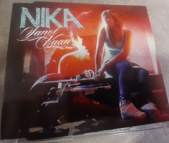 Nika - Sanot Vaan (CD) HUIPPUKUNTO!!