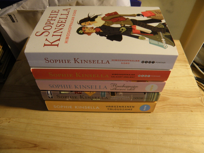 Sophie Kinsella valikoima (pokkareita)