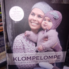 KLOMPELOMPE  Neuleita kaikkiin vuodenaikoihin ( SIS POSTIKUL - pikkukuva 1