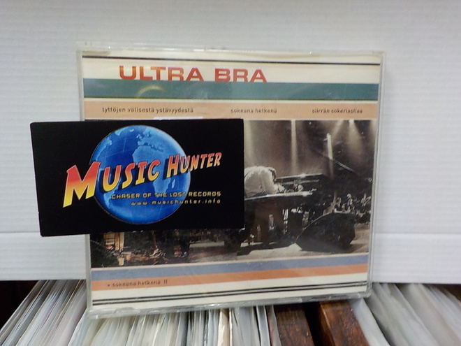 ULTRA BRA - TYTTÖJEN VÄLISESTÄ YSTÄVYYDESTÄ CDS