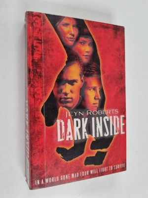 Jeyn Roberts : Dark Inside