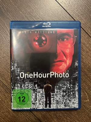 One Hour Photo (2002) - Blu-ray