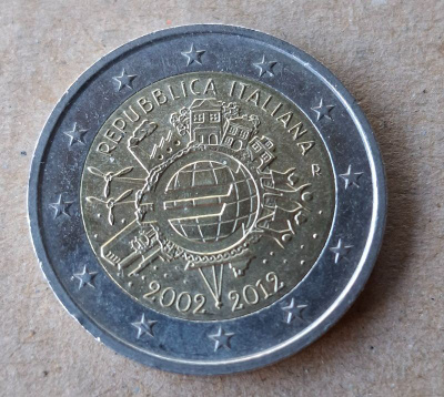 2 € ITALIA euro 10 vuotta 2012 juhlaraha erikoiseuro
