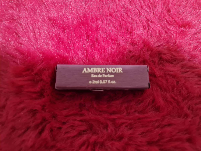 Hajuvesinäyte Brecourt Ambre Noir