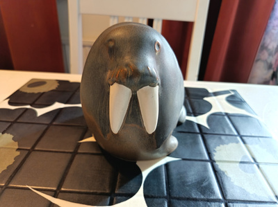 Arabia Mursu Figuuri, desing by Taisto Kaasinen