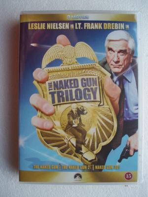 Mies ja alaston ase trilogia DVD