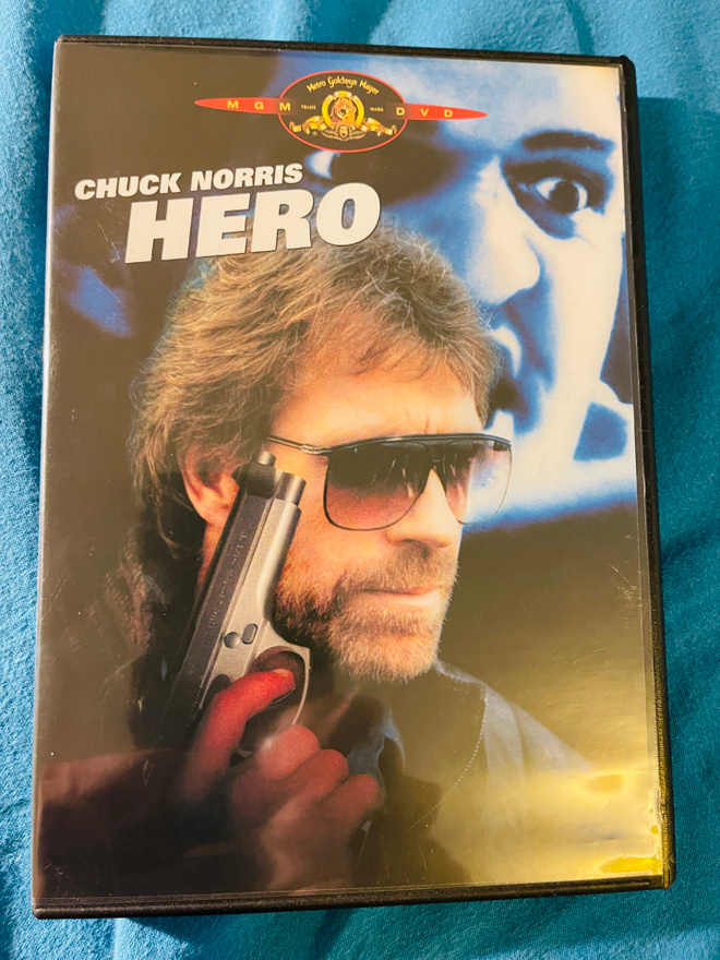 Hero and the Terror tappajan ote Chuck Norris SuomiTXT