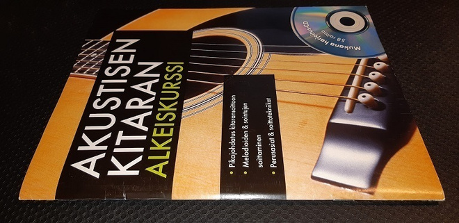 Walter Frank : Akustisen kitaran alkeiskurssi +CD