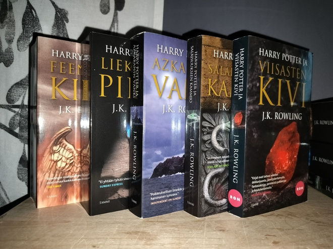 J. K. Rowling - Harry Potter I-V - Viisi kirjaa 2 uutta
