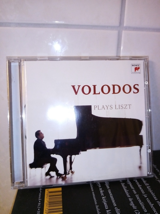 SACD VOLODOS PLAYS LISZT ( SIS POSTIKULU )