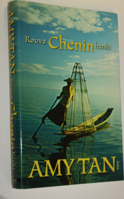 Amy Tan : Rouva Chenin henki = Saving fish from drowning