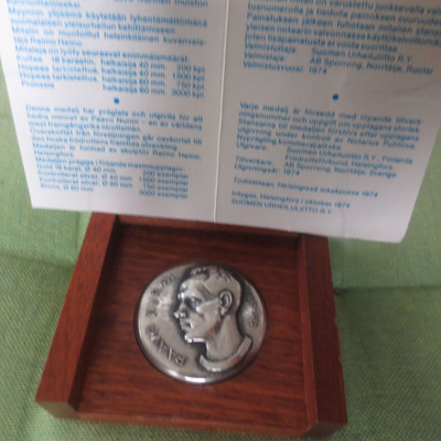 Paavo Nurmi Tarkistettua Hopeaa Mitali 40 mm
