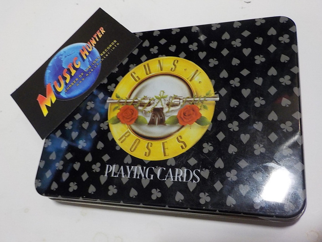 GUNS N ROSES PELIKORTIT + PELTIRASIASSA