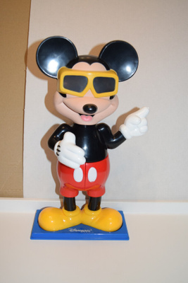 mcdonalds happy meal lelu mikki hiiri
