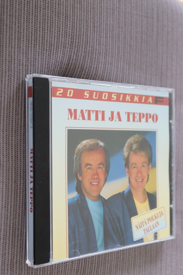 CD Matti ja Teppo : 20 Suosikkia Näitä polkuja tallaan
