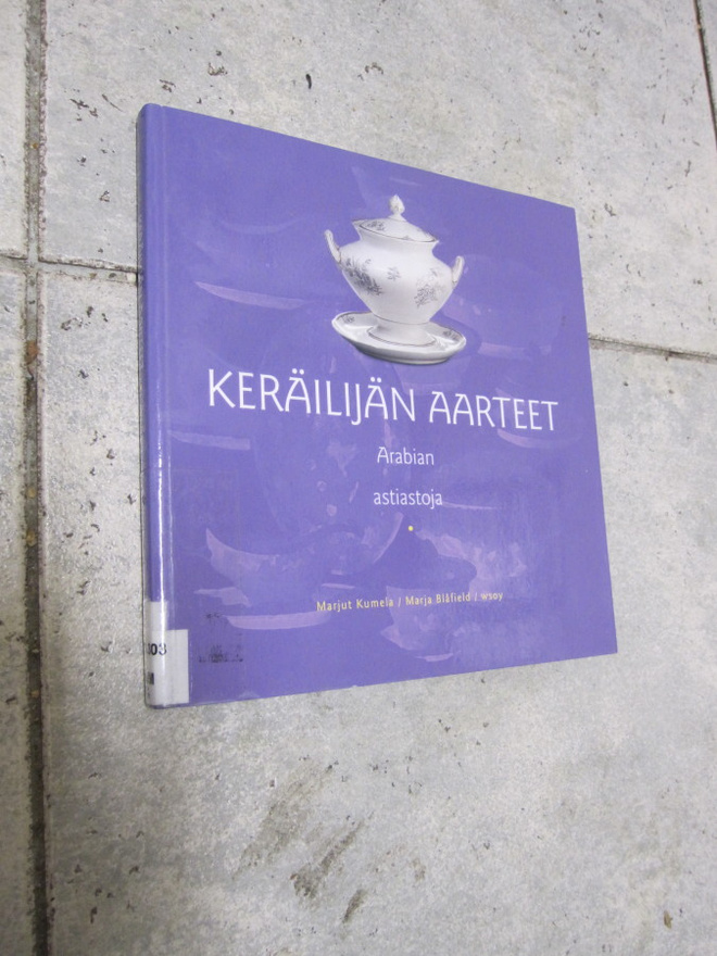 Keräilijän aarteet – Arabian astiastoja (2010)