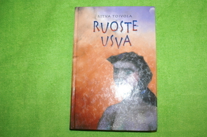 Kirja Ruosteusva (Ritva Toivola) UUSI