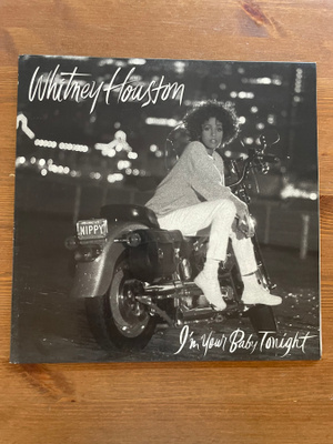 Whitney Houston – I'm Your Baby Tonight