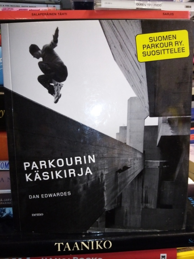 Dan Edwardes : Parkourin käsikirja ( SIS POSTIKULU  )