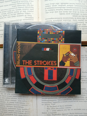 The Strokes - Room on Fire (CD)