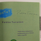 Pekka Turunen : Kootut : valokuvakirja halkopinoista, puu... - pikkukuva 3