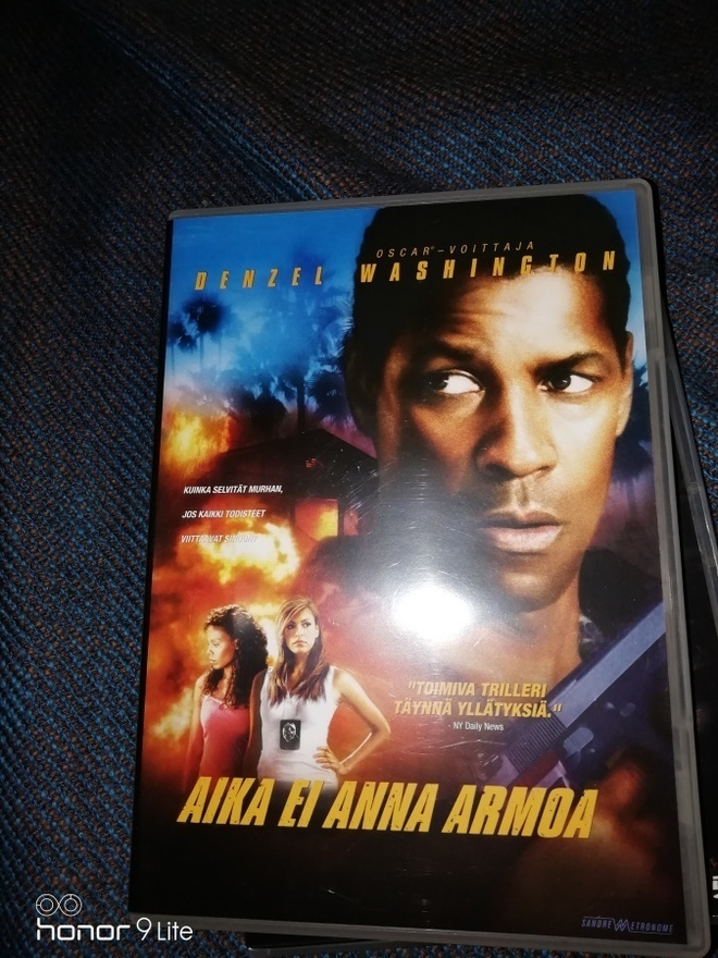 Aika ei anna armoa