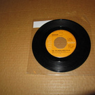 Kristian 7" Niin itkee maa/Vie tai anna mun olla v.1970 - pikkukuva 2
