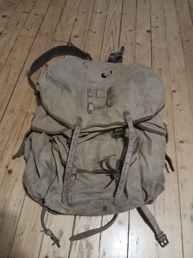 Sk.Y 37 kenttäreppu