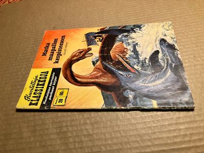 KUVITETTUJA KLASSIKKOJA 20 MATKA MAAPALLON KESKIPISTEESEEN