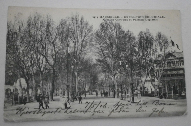 Marseille, Exposition Coloniale, väkeä,p. 1906 Suomeen