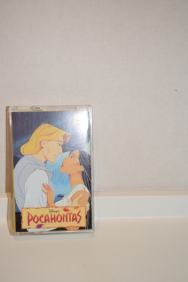 mcdonalds happy meal lelu pocahontas c-kasetti