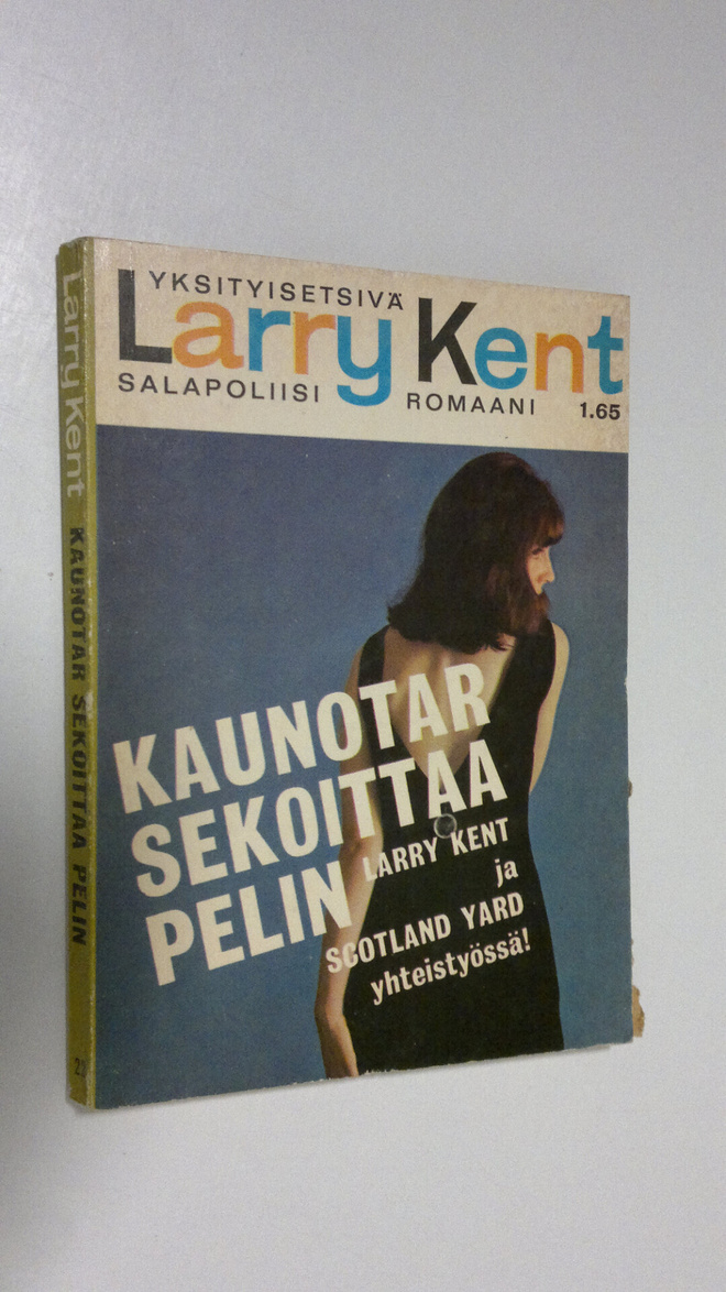 Larry Kent : Kaunotar sekoittaa pelin