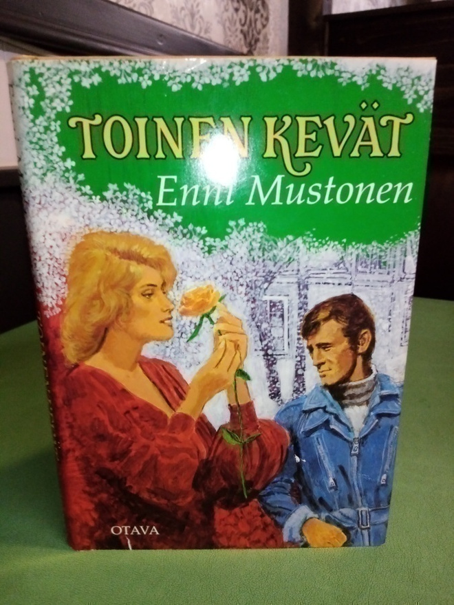 Enni Mustonen : Toinen Kevät ( SIS POSTIKULU)