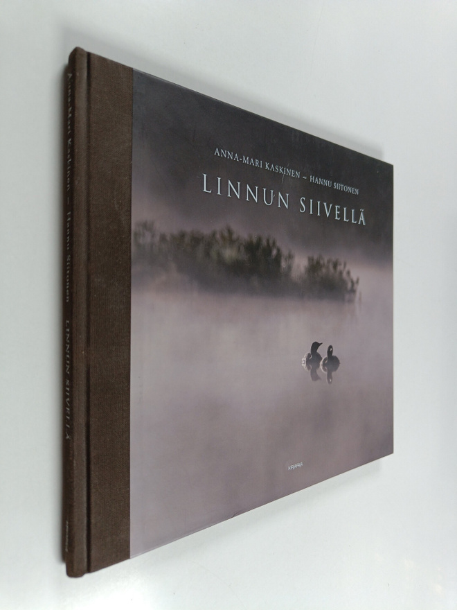 Hannu Siitonen ym. : Linnun siivellä