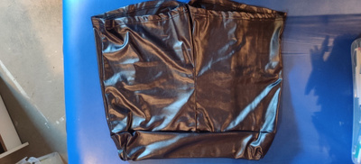 wetlook shortsit koko M