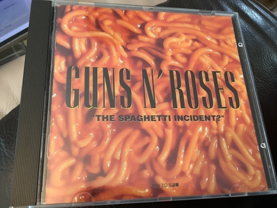 GUNS N’ ROSES - ” The Spaghetti Incident?” cd.